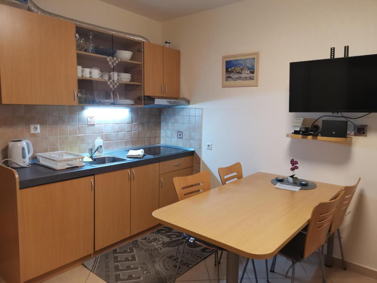Apartma Gaber 80 즈코르녜즈레쎄 외부 사진